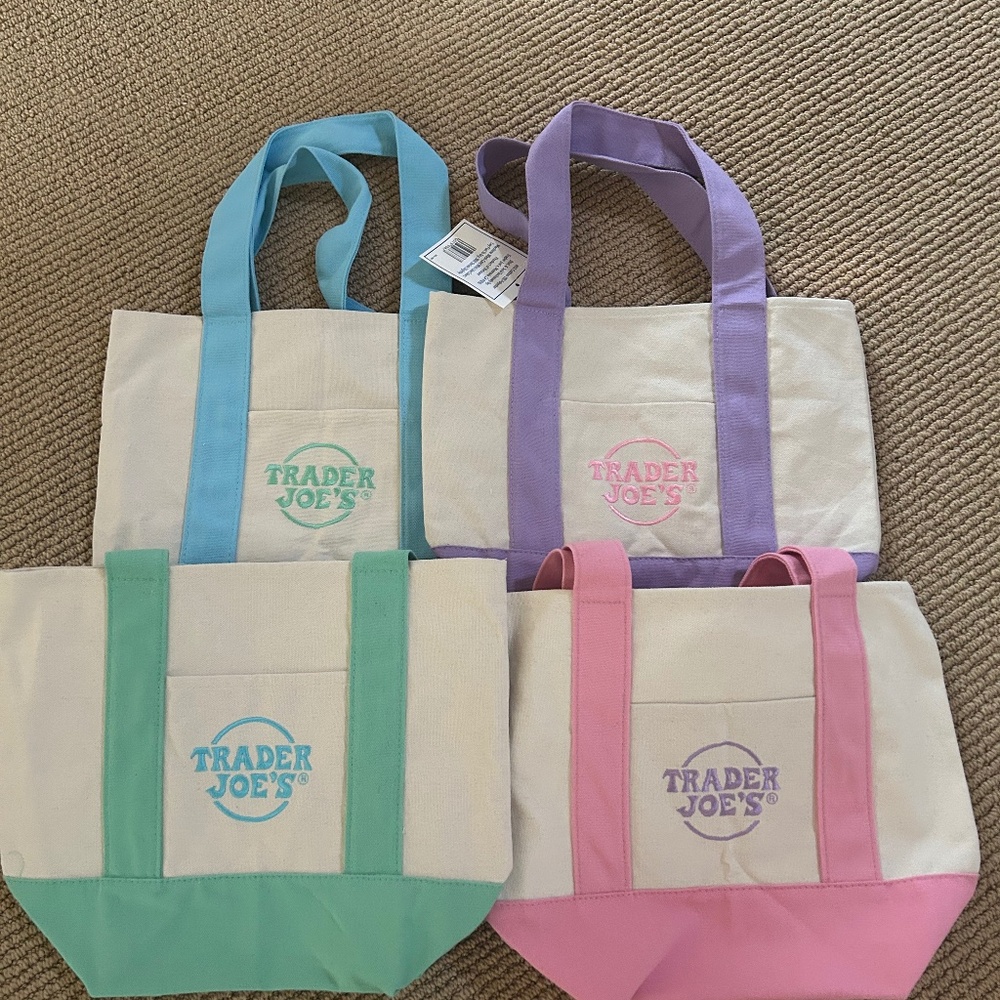 Trader Joe’s 4 Mini Tote Bags - Pastel